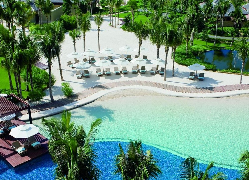 Pool, The Ritz-Carlton Hotel Sanya, China Rundreise