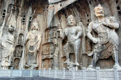 Longmen Grotten in Louyang, China Reise, Kung fu