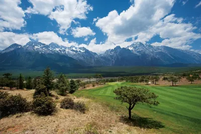 Jade Dragon Snow Mountain Golf Course, China Golf Reise, Ausblick