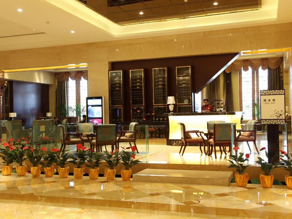 Lounge im Guo Erluosi Hotel, Songyuan, China Reisen