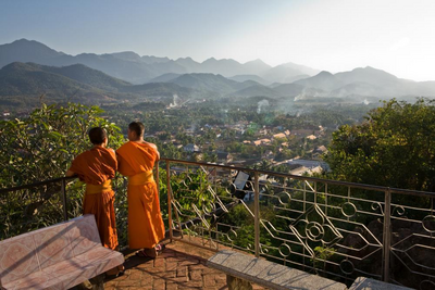 Mönche in Luang Prabang, Laos und Yunnan Rundreise, Kultur