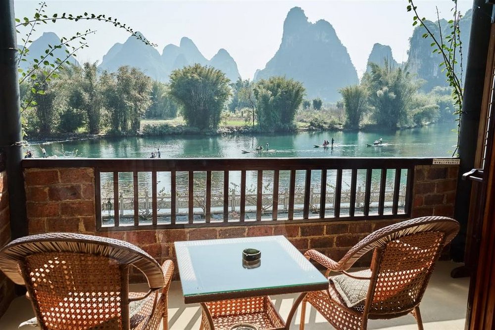 China Privatreise, Yangshuo Mountain Retreat, Balkon