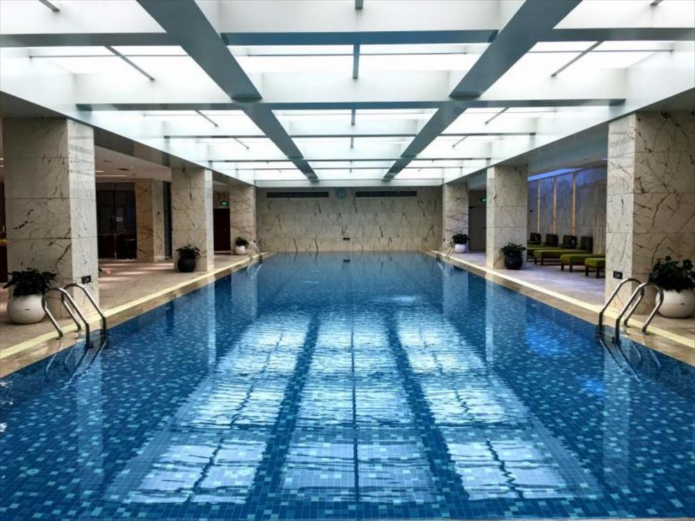 Pool, JW Marriott Hotel Harbin River North, China Reisen