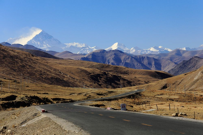 Friendship Highway mit Blick auf den Mt. Everest, Tibet Nepal Reise, China
