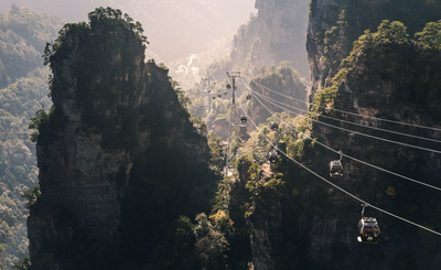 Seilbahn zum Huangshizhai Aussichtspunkt, Zhangjiajie, China